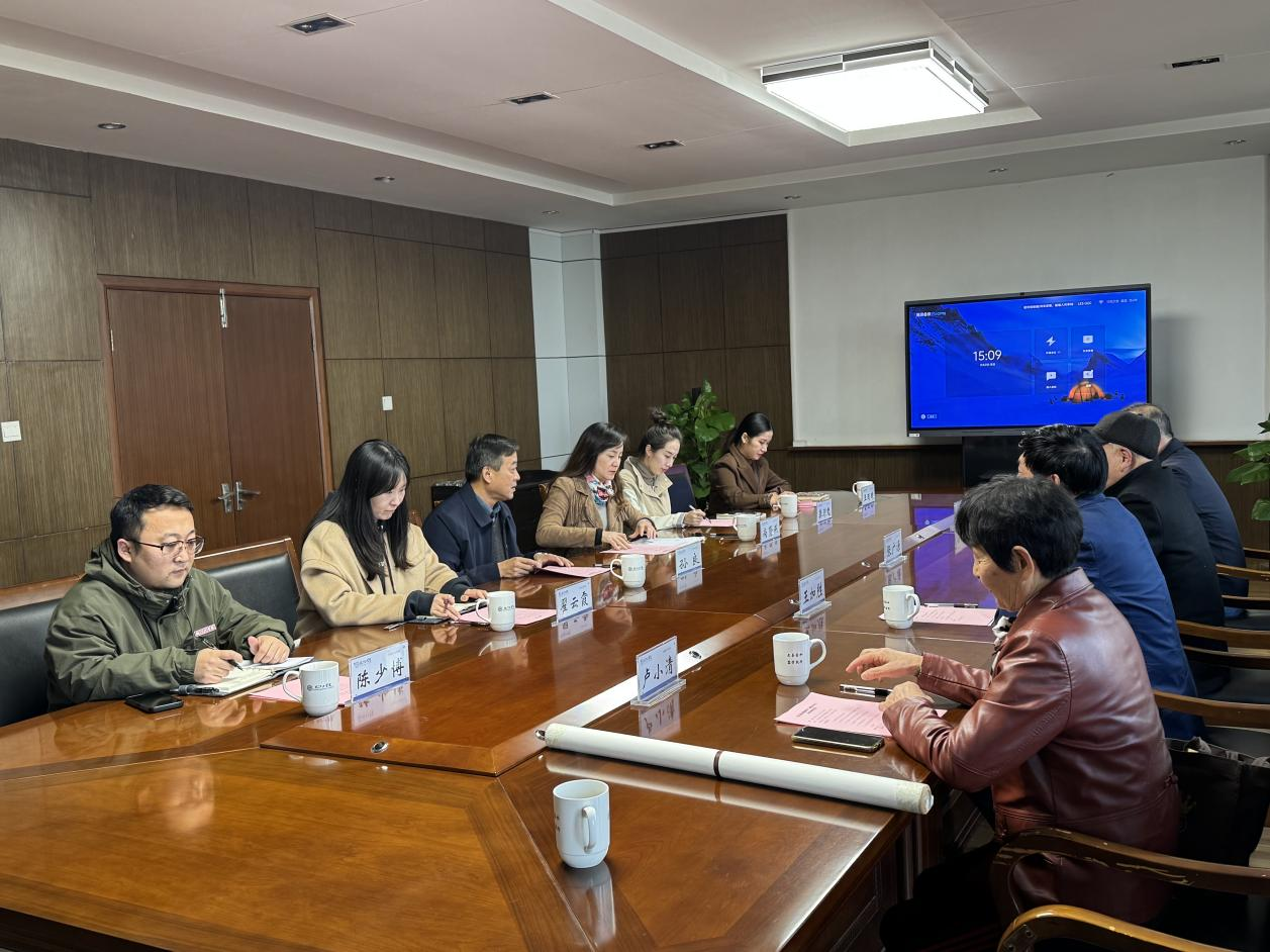 乌江镇濮集留守儿童活动中心来校参观交流