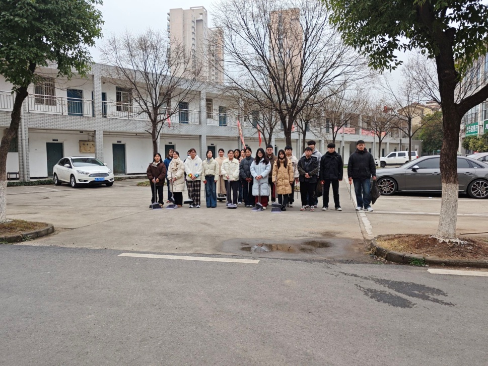 “学雷锋，做先锋”财经学院学生第一党支部开展志愿活动